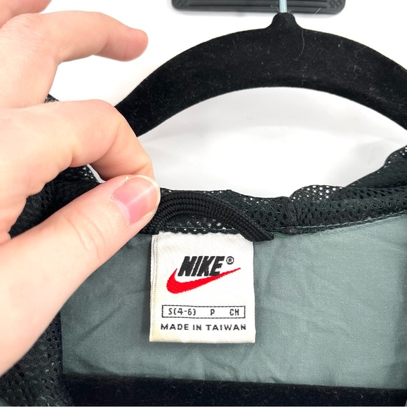 NIKE Vintage Windbreaker Women S Green Pullover Jacket Hooded Half Zip Pockets - Picture 6 of 11